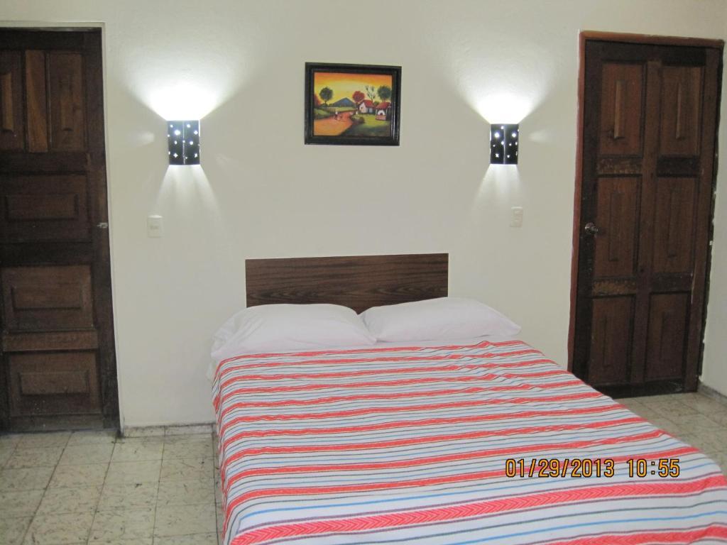 Hostal Dona Marta San Salvador Rum bild